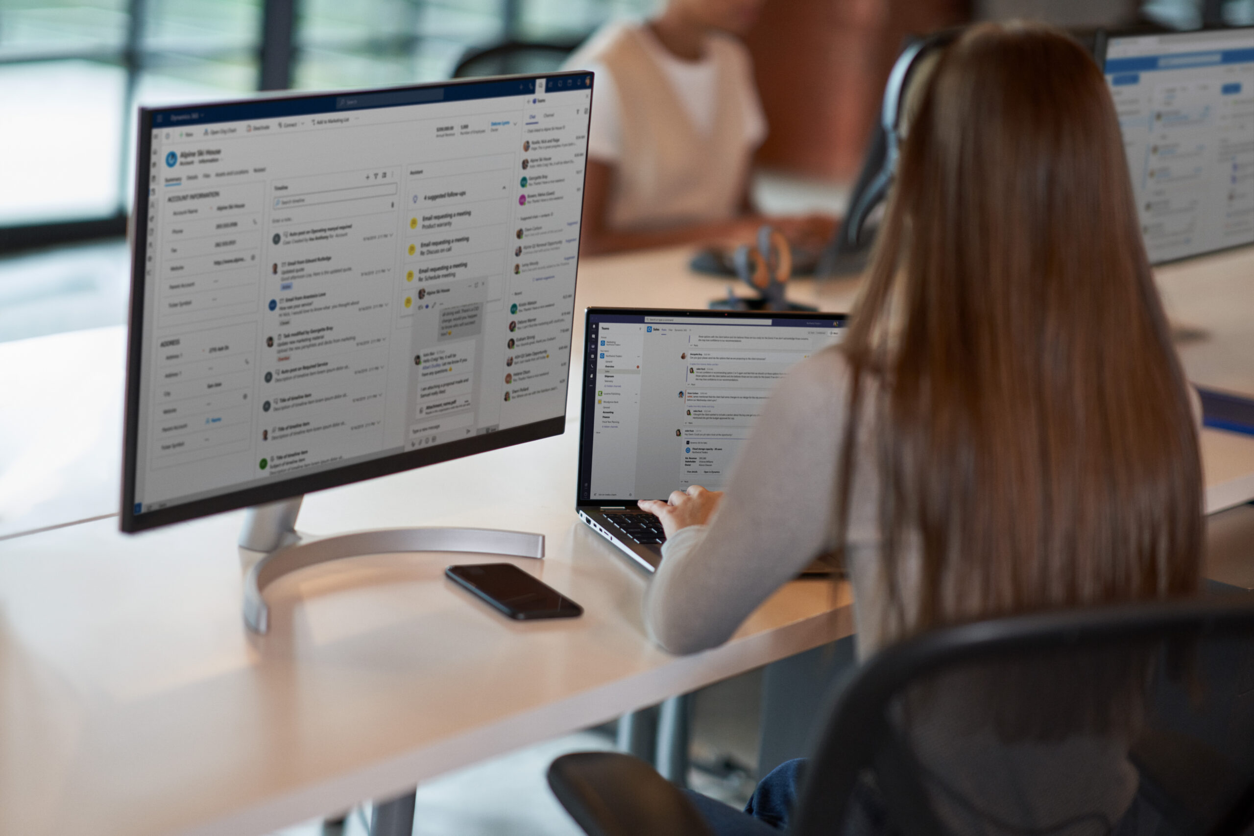 Gesprächsanalyse oder Autopilot? Gong und der Copilot Sales Agent im Duell